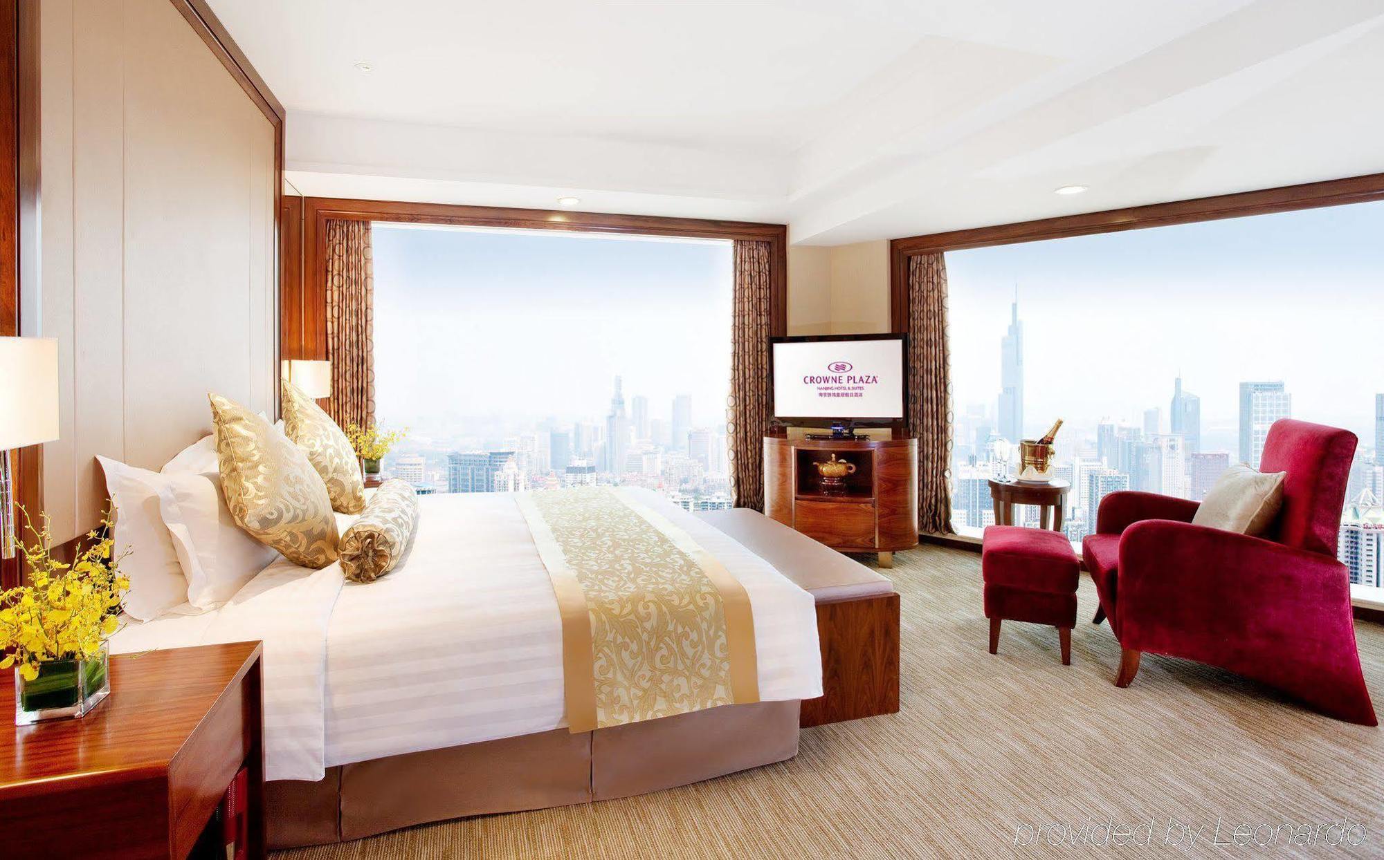 Crowne Plaza Nanjing Hotels & Suites Extérieur photo