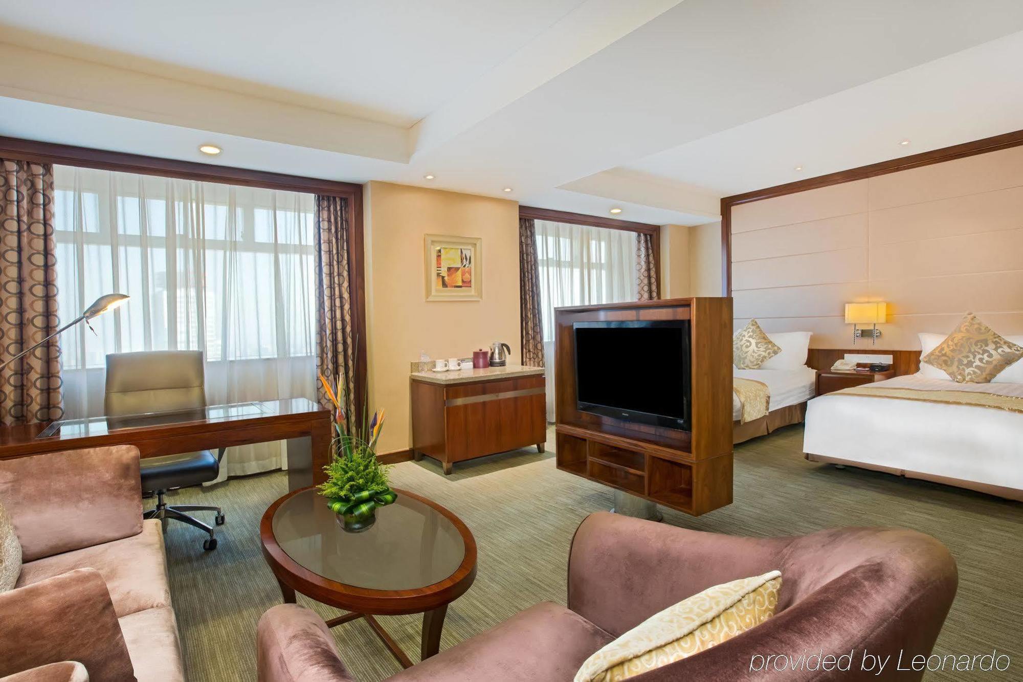 Crowne Plaza Nanjing Hotels & Suites Extérieur photo