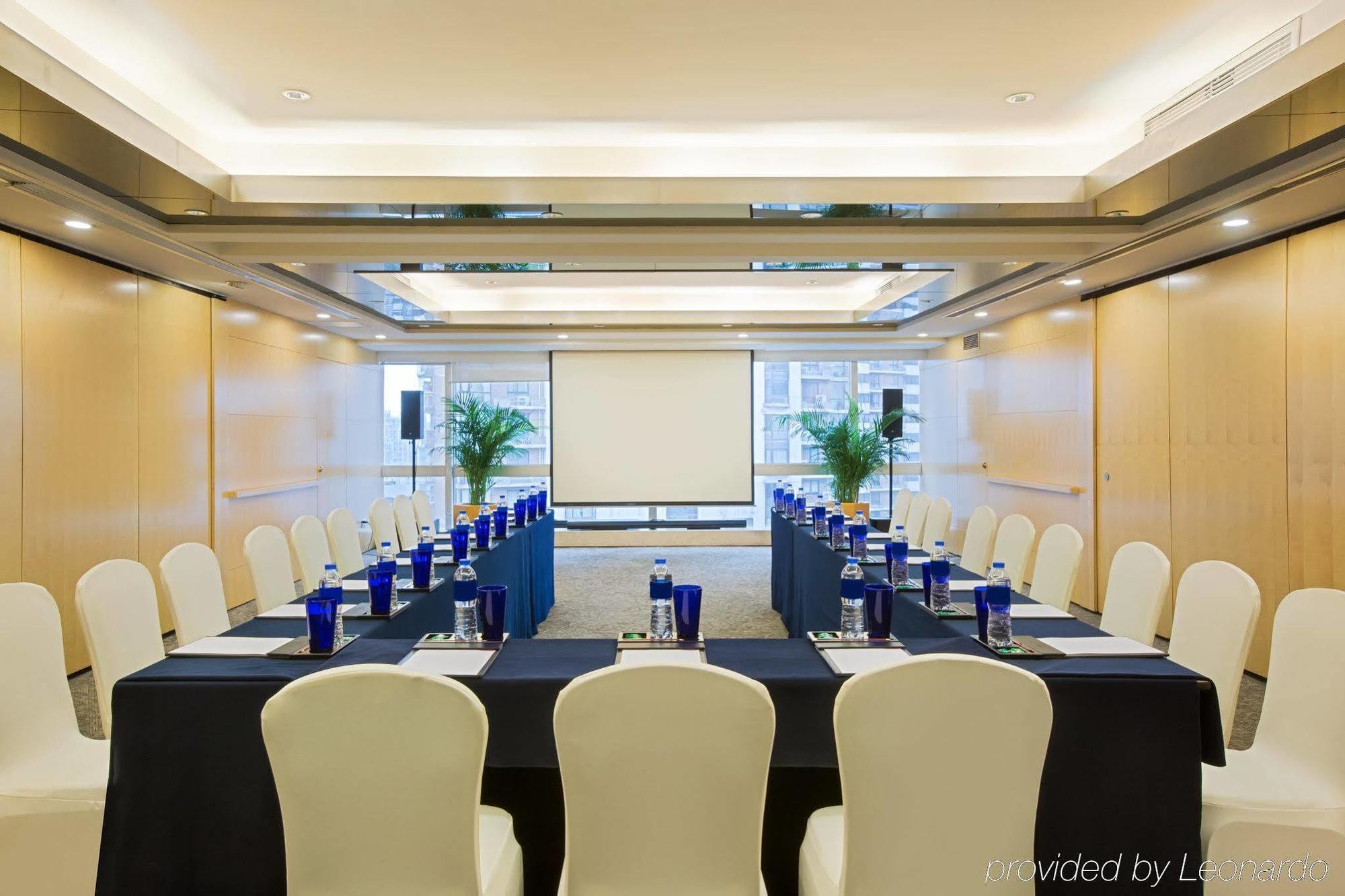 Crowne Plaza Nanjing Hotels & Suites Extérieur photo