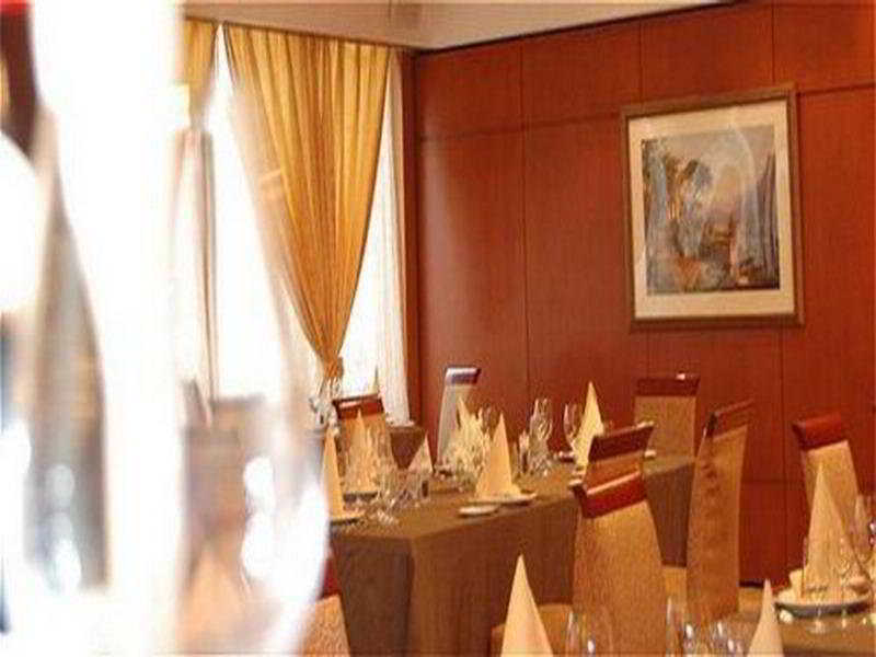 Crowne Plaza Nanjing Hotels & Suites Extérieur photo